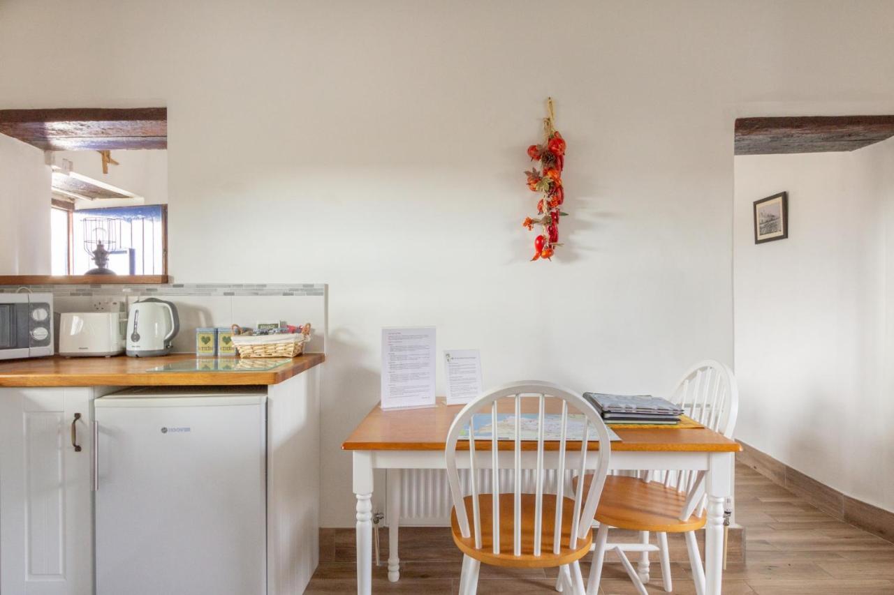Blue Sky Cottage, Doolin Carrowauff ภายนอก รูปภาพ